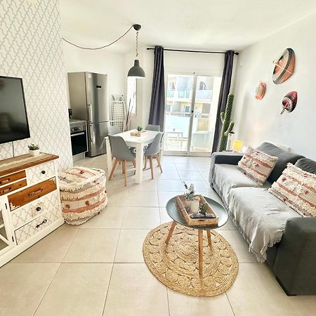 Candy Pop - Pool, 2 Terraces,Desk And High Speed Internet Corralejo Exterior foto